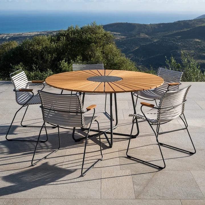 HOUE - CIRCLE Outdoor table