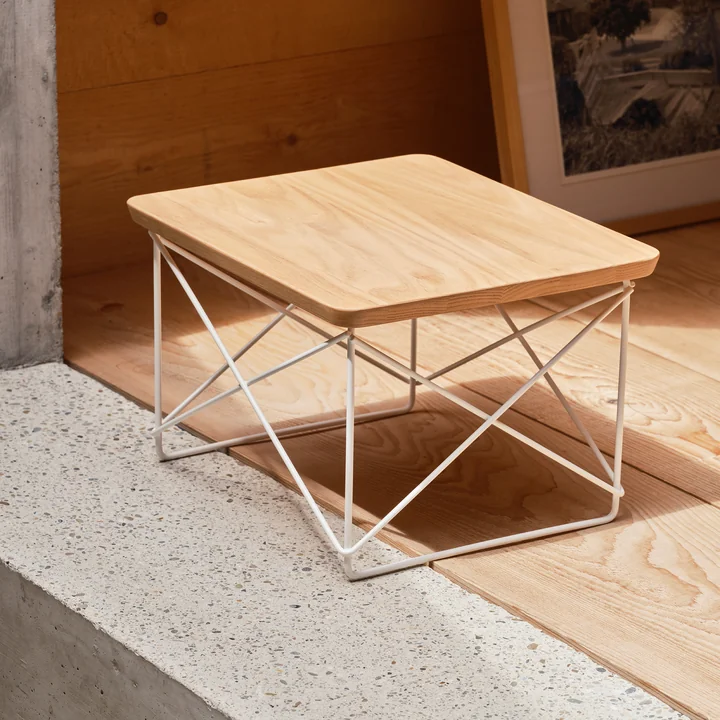 Vitra - Eames Occasional Table LTR , chestnut / white