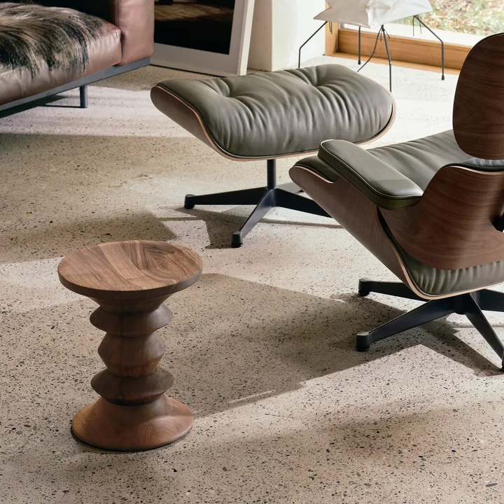 Vitra - Eames Stool, model A, dark walnut