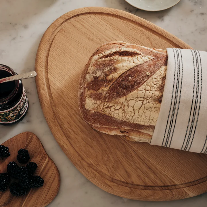 Broste Copenhagen - Limfjord Cutting board, 42 x 30 cm, oiled oak