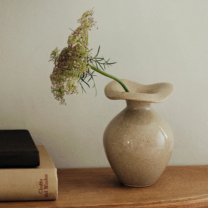 Broste Copenhagen - Florentina vase, Ø 9.5 cm x H 14 cm, beige