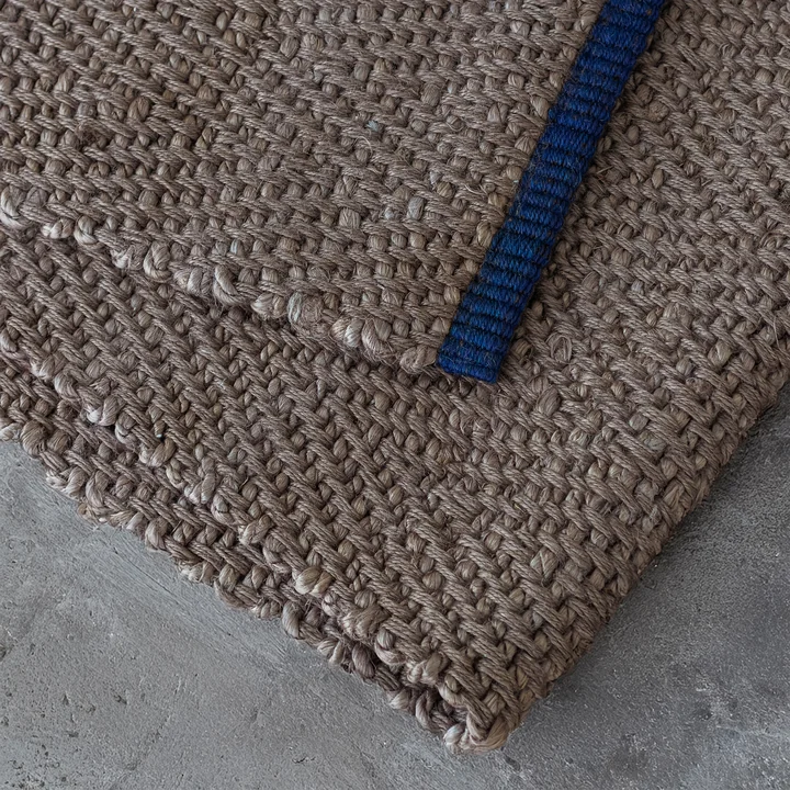 Mette Ditmer - Notes Jute rug, latte