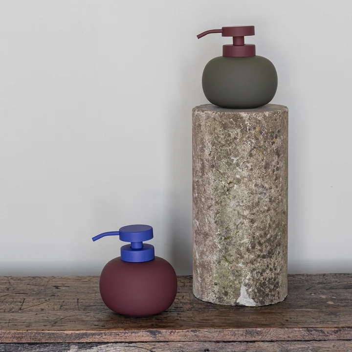 Mette Ditmer - Lotus Play Soap dispenser H 13 cm