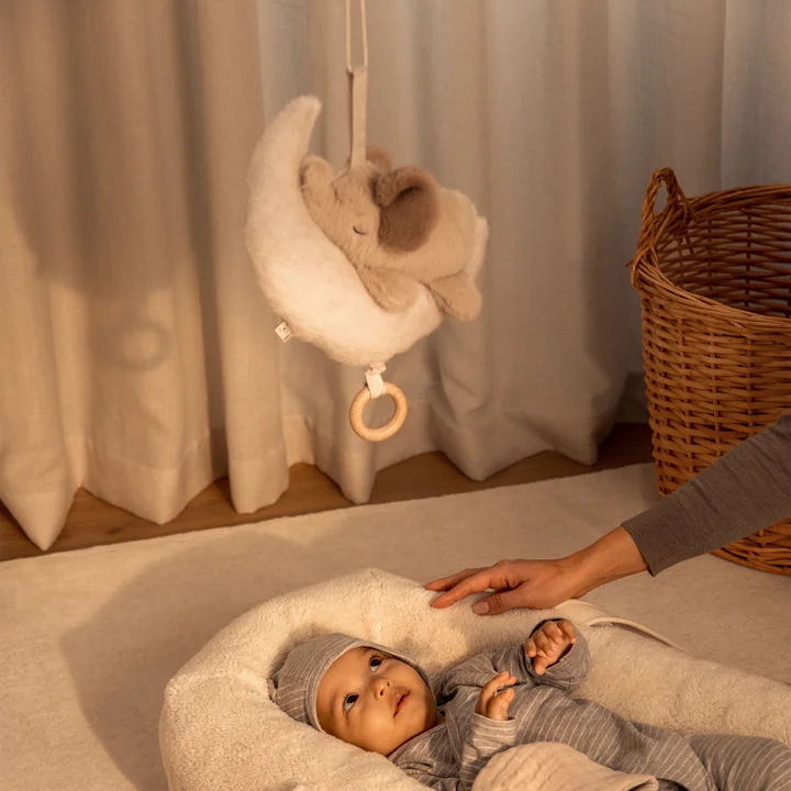 LIEWOOD - Mandy musical mobile baby elephant, mist / sandy