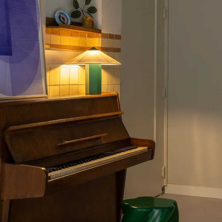 and klevering - Phira LED table lamp