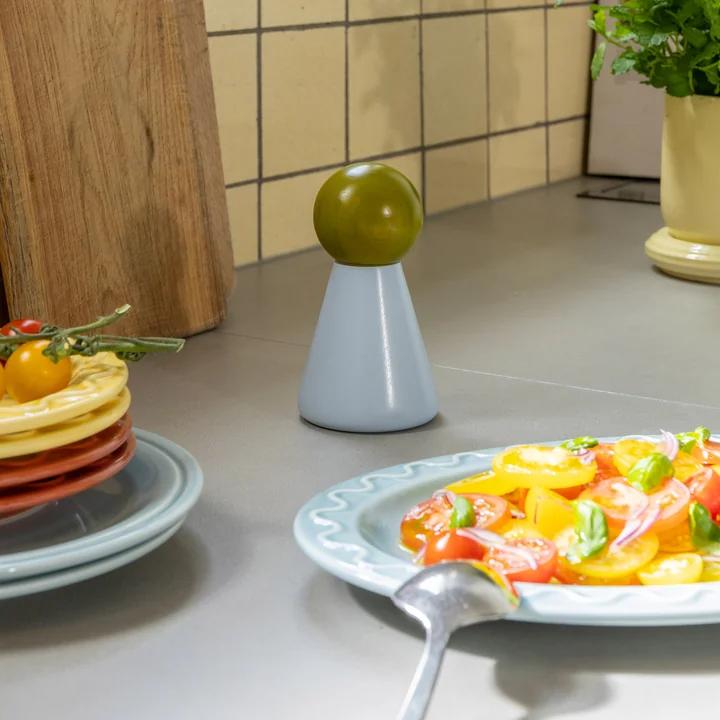 & klevering - Halma salt and pepper mill, small, blue / multicolored