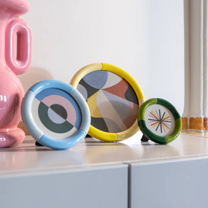 & klevering - Rift picture frame, Ø 9.5 cm, green