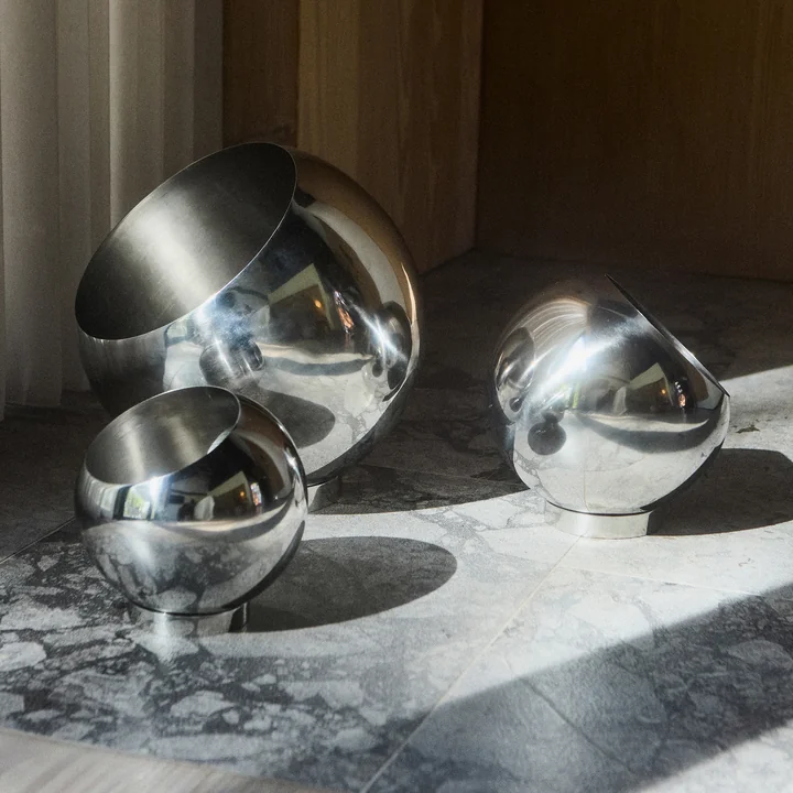 AYTM - Globe Flower pot, silver