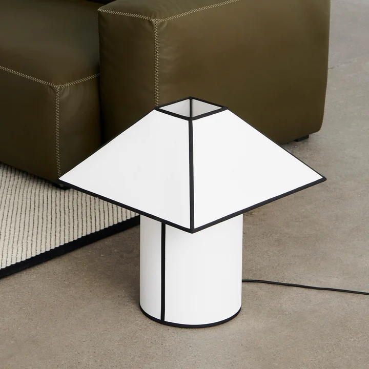 HAY - Ava Pyramid Table lamp Ø 45 cm, white