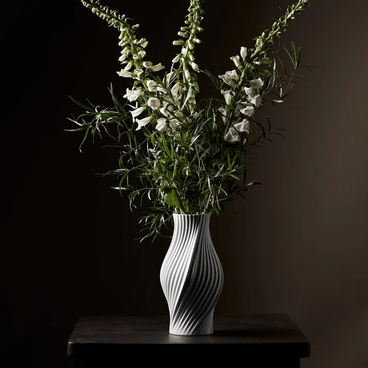 Lyngby Porcelæn - Twist vase H 31 cm, white