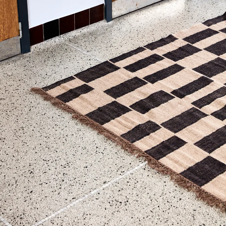 House Doctor - Graph Rug, 160 x 230 cm, nature / black