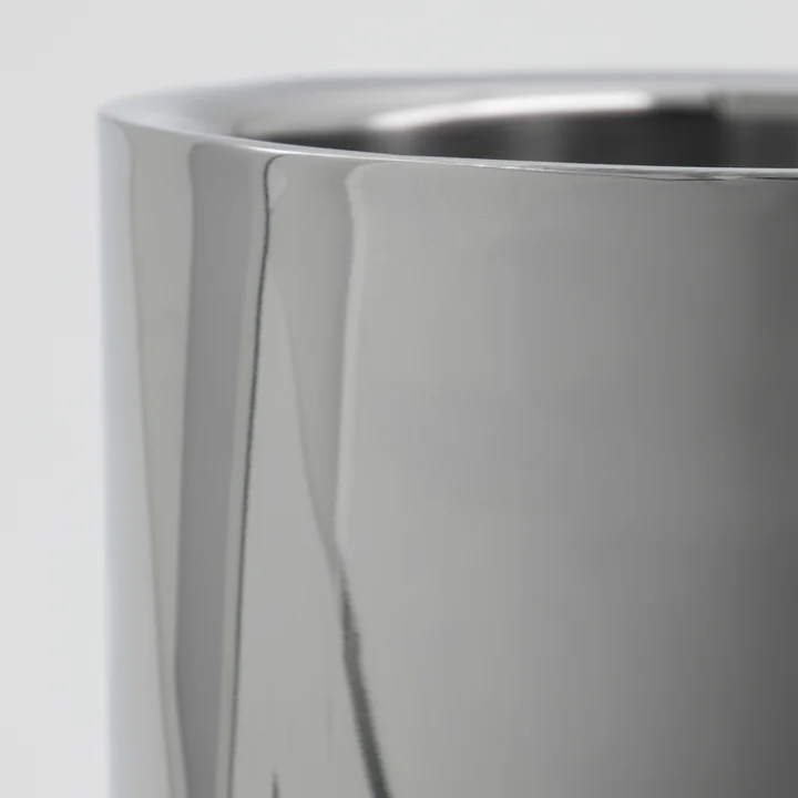 House Doctor - Kett ice bucket, Ø 15.5 cm x H 16 cm, antique brass finish