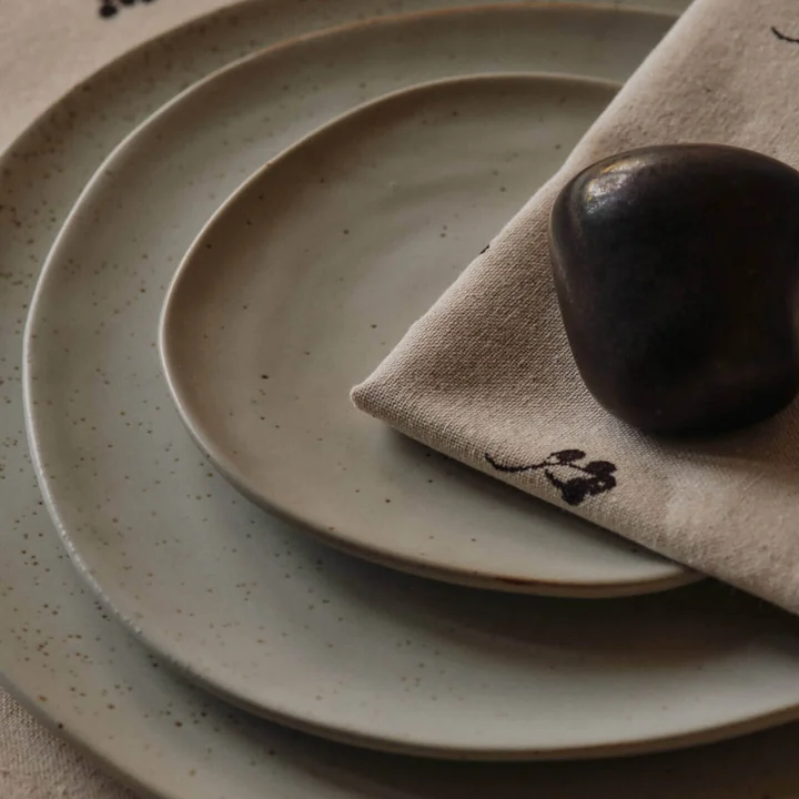 Ferm Living - Baies Napkin, natural / dark chocolate