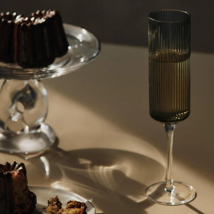 Ferm Living - Ripple Champagne flute, smoked gray
