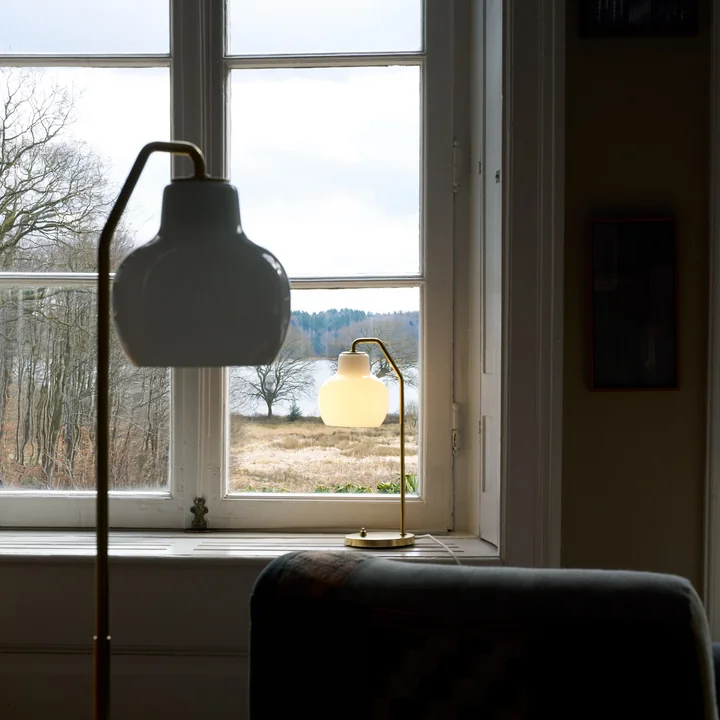 Louis Poulsen - VL Ring Crown table lamp & Floor lamp, brass / opal