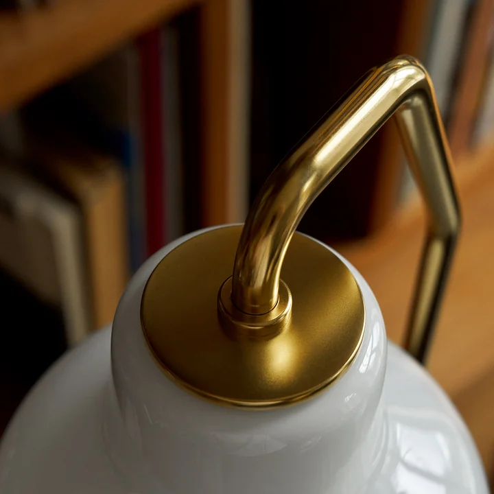 Louis Poulsen - VL Ring Crown table lamp & Floor lamp, brass / opal