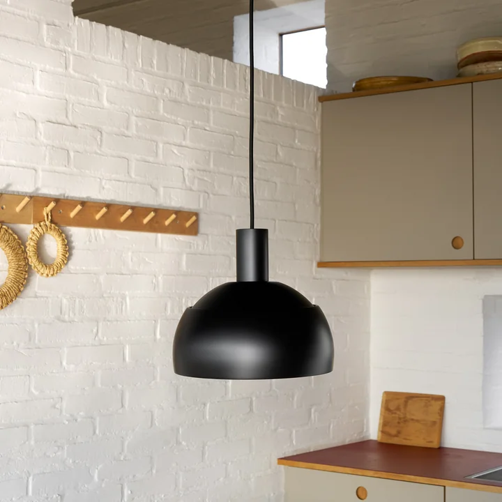 Louis Poulsen - FJ Elements pendant light Ø 25 cm, black