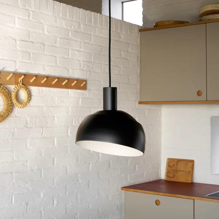 Louis Poulsen - FJ Elements pendant light Ø 25 cm, black