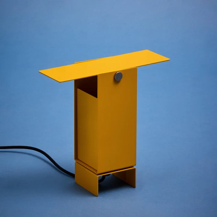 Moebe - Pivoting table lamp, yellow