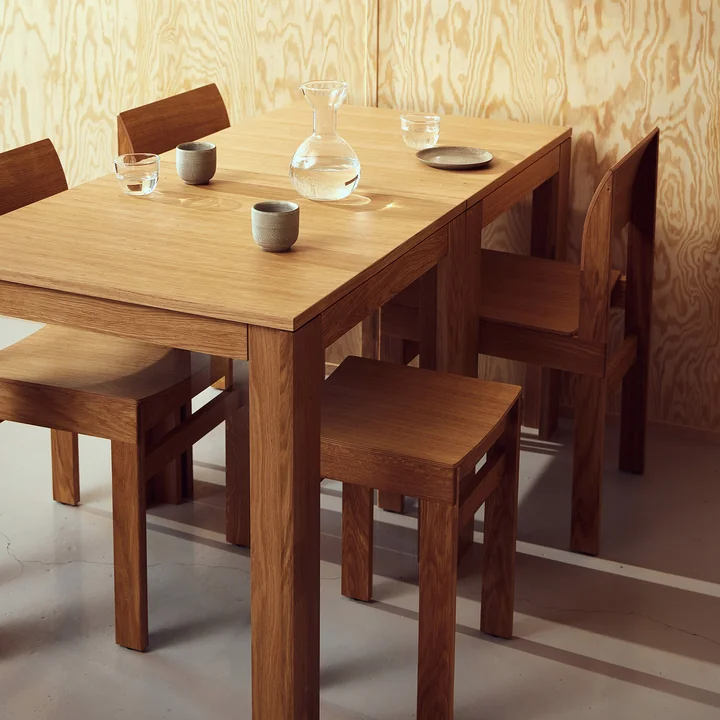 Form & Refine - Element dining table