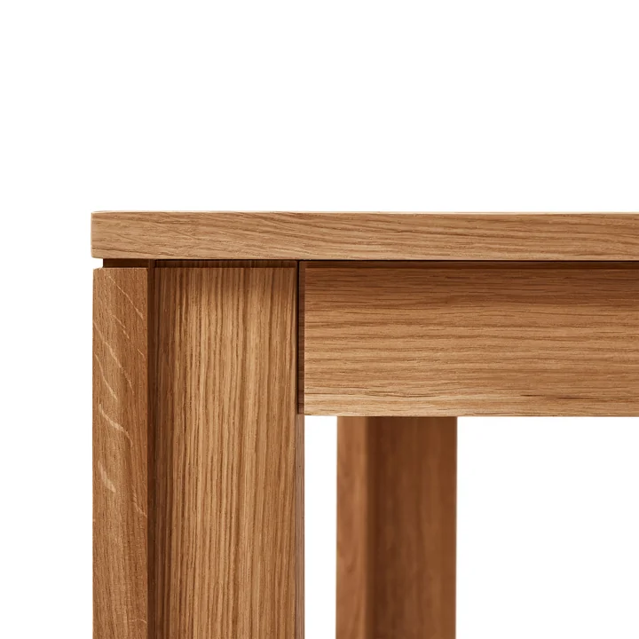 Form & Refine - Element dining table