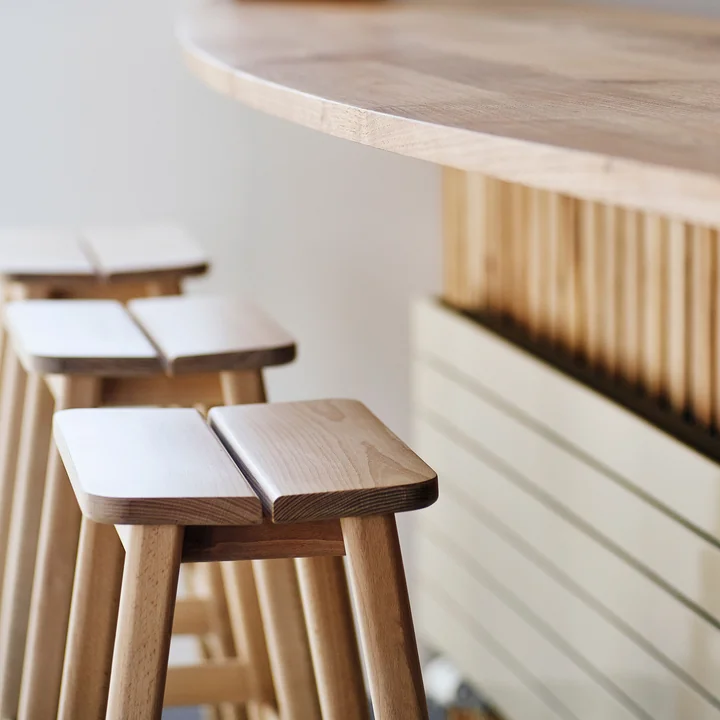 Form & Refine - Angle Bar stool H 65 cm, oiled oak