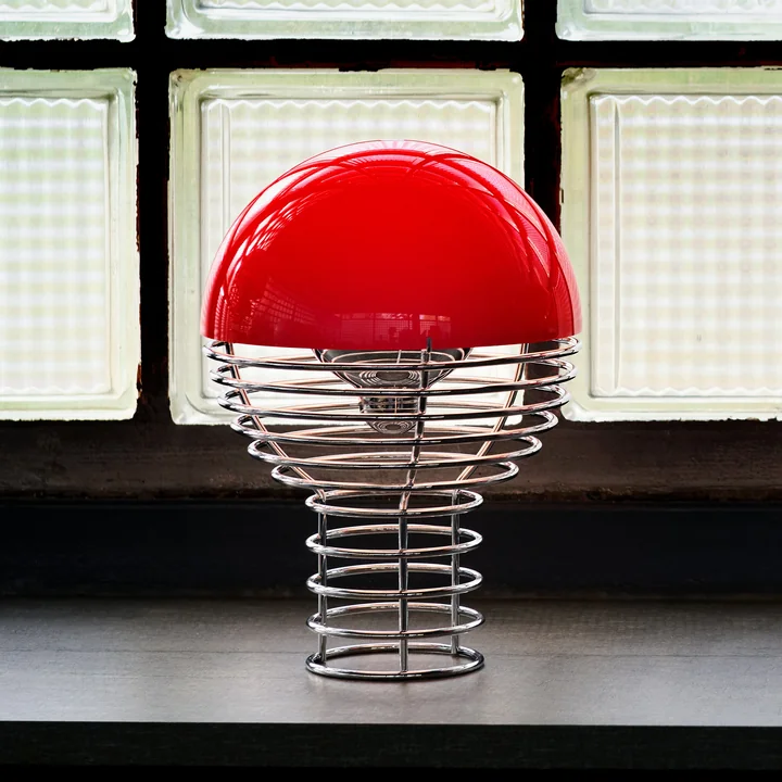 Verpan - Wire LED table lamp with rechargeable battery, Ø 18 cm, chrome / red