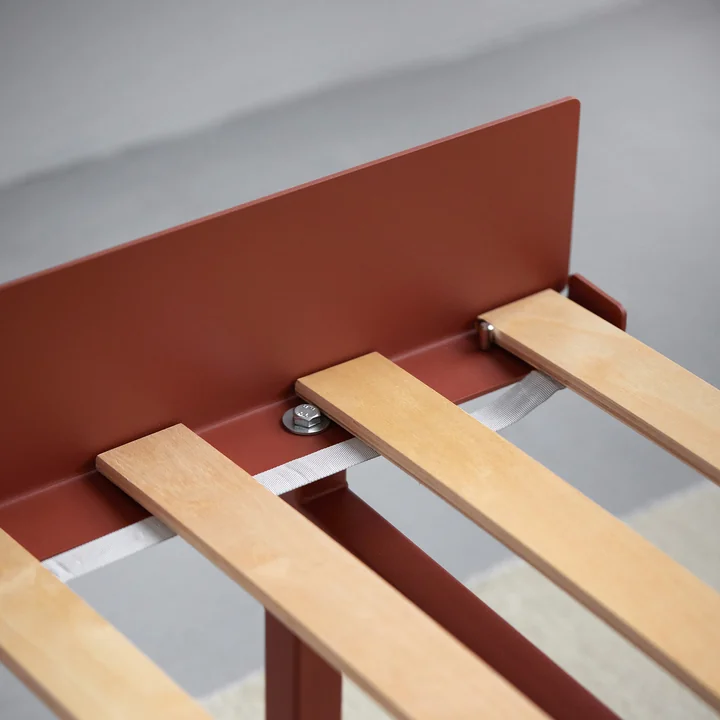 Moebe - Bed with slats, terracotta