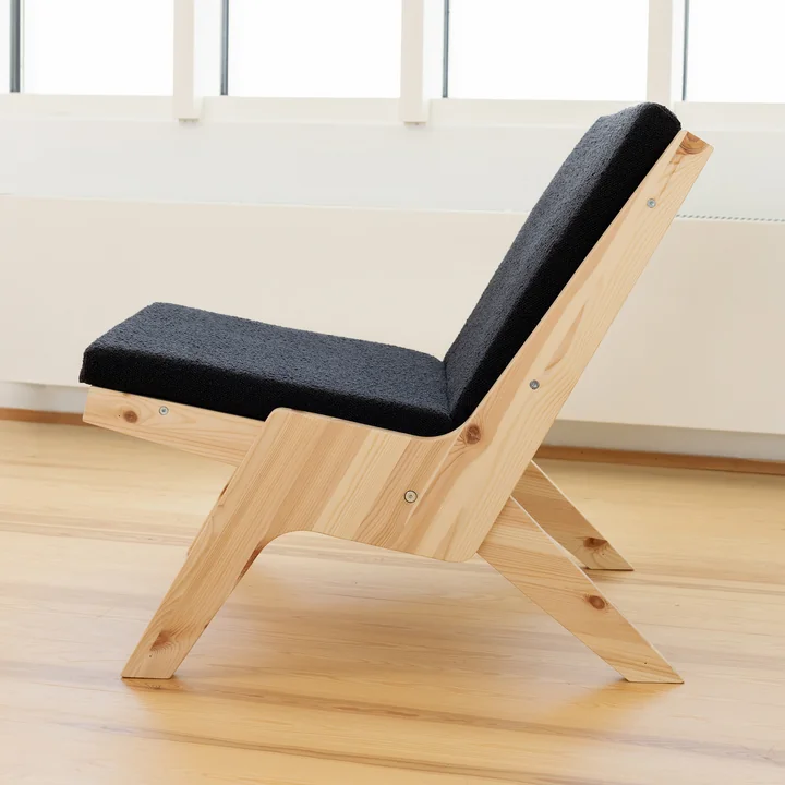 Karup Design - Sway Lounge Chair with seat cushion, natural pine / midnight grey