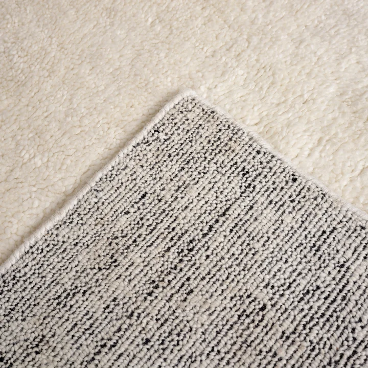 Tom Dixon - Edgy rug, natural