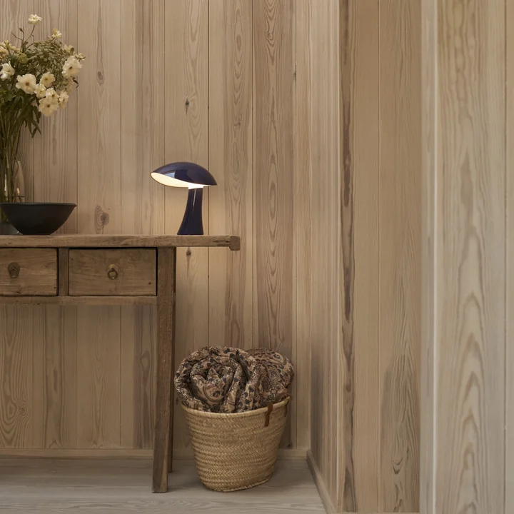 Louis Poulsen - Rumee 220 Portable rechargeable LED table lamp, night blue