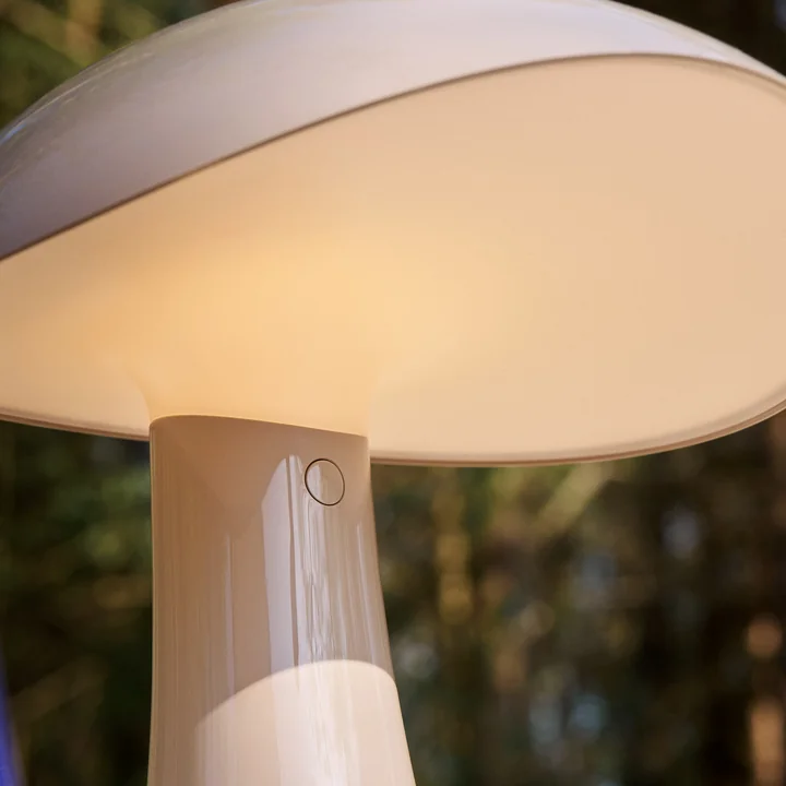 Louis Poulsen - Rumee 220 Portable rechargeable LED table lamp, earth gray