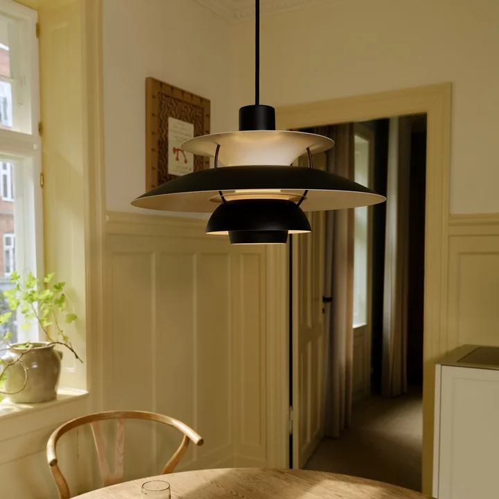 Louis Poulsen - PH 5 pendant light, black (Black Edition 2025)