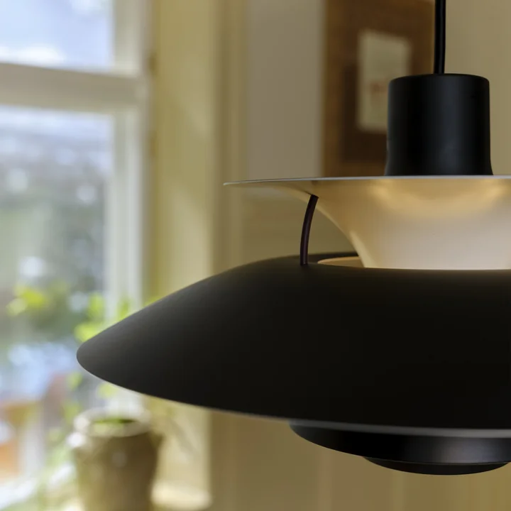 Louis Poulsen - PH 5 pendant light, black (Black Edition 2025)