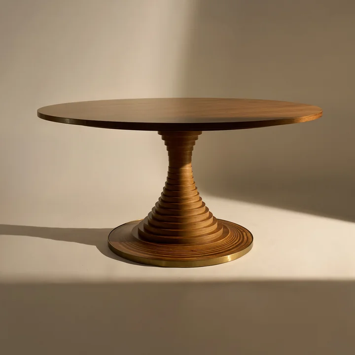 Gubi - Tavolo a Dischi Dining table, American walnut