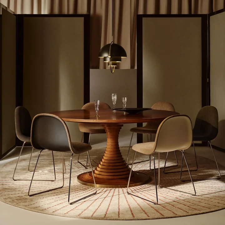 Gubi - Tavolo a Dischi dining table, American walnut