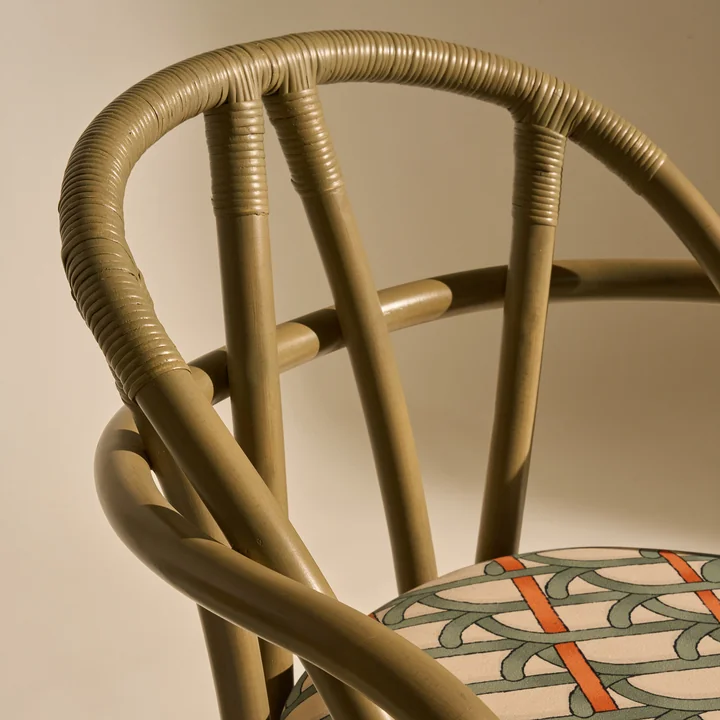 Gubi - Bistra armchair