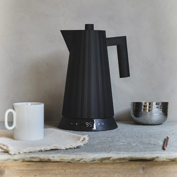 Alessi - Plissé kettle with temperature control