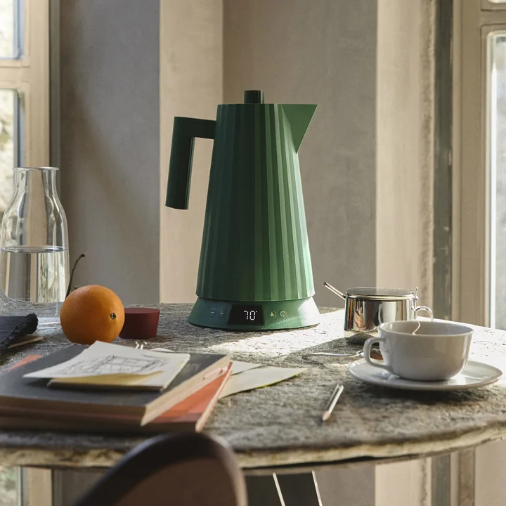 Alessi - Plissé kettle with temperature control