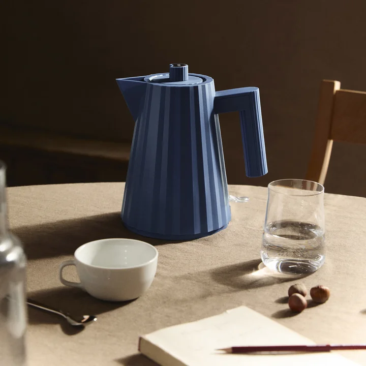 Alessi - Plissé kettle