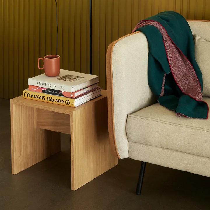 Hübsch Interior - Less Side table, 42 x 42 cm, natural oak