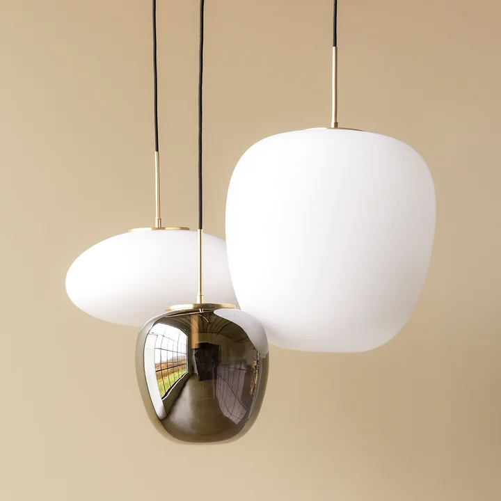 Hübsch Interior - Muse Pendant light, Ø 40 cm, brass / white