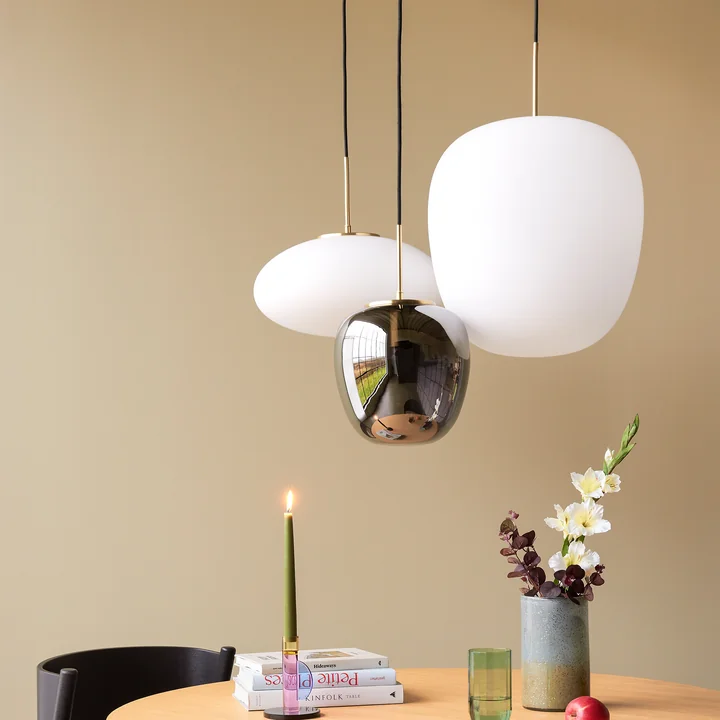 Hübsch Interior - Muse Pendant light, Ø 40 cm, brass / white