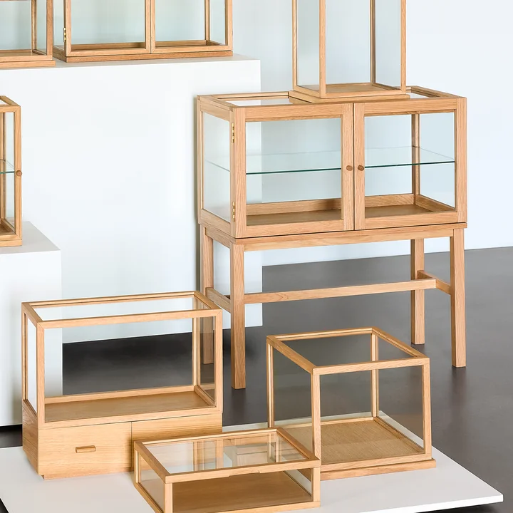 Hübsch Interior - Poetic Display cabinet, h 88 cm, glass / natural oak