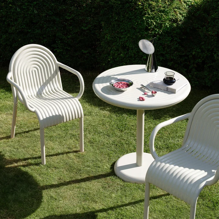 Tom Dixon - Groove Round garden table, Ø 69.7 cm, putty