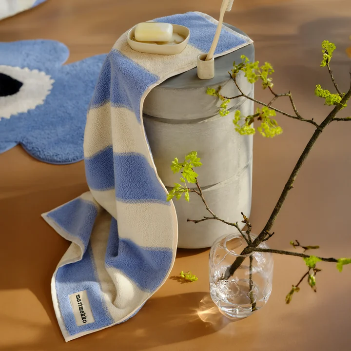 Marimekko - Galleria towel, 50 x 100 cm, light blue / melon