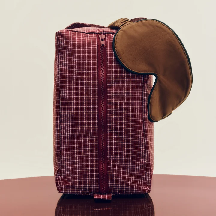 HAY - Grid Wash Bag M, burgundy