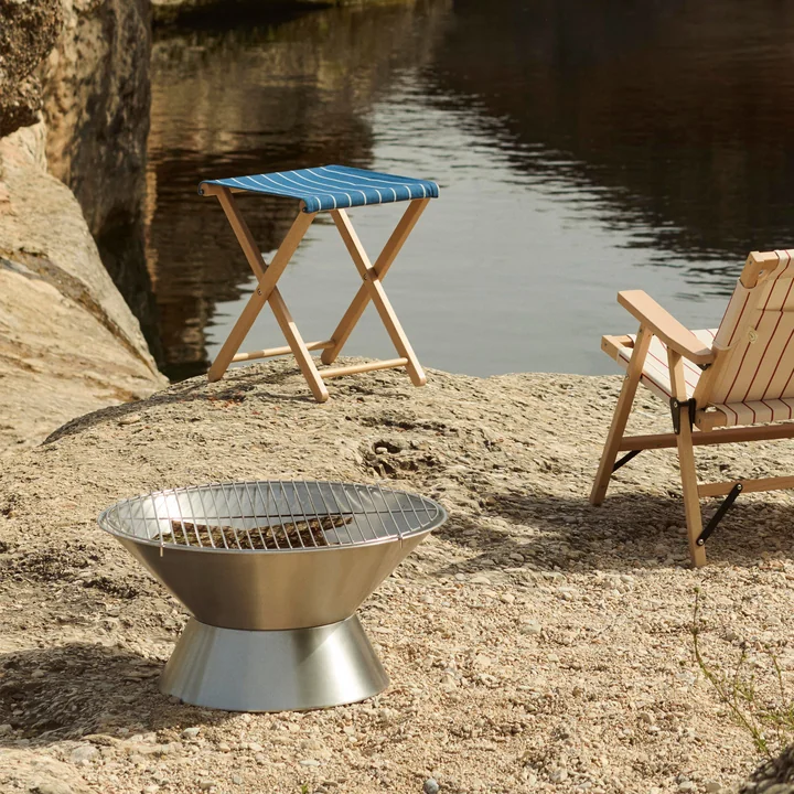 HAY - Outdoor Market Fireplace and folding stool
