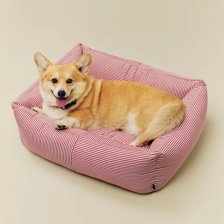 HAY - Dog bed, Zip, M, red / white stripes