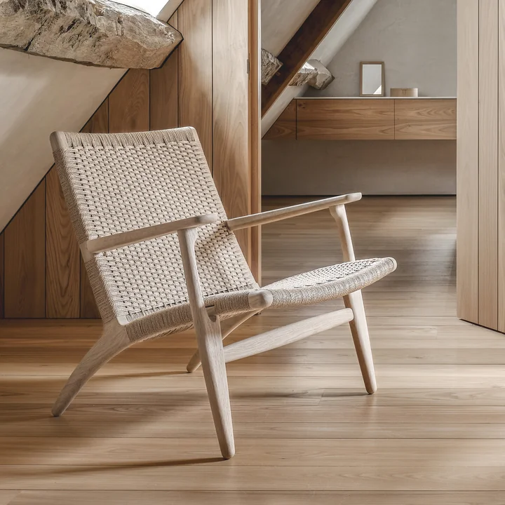 Carl Hansen - CH25 Armchair, soaped oak / natural wickerwork